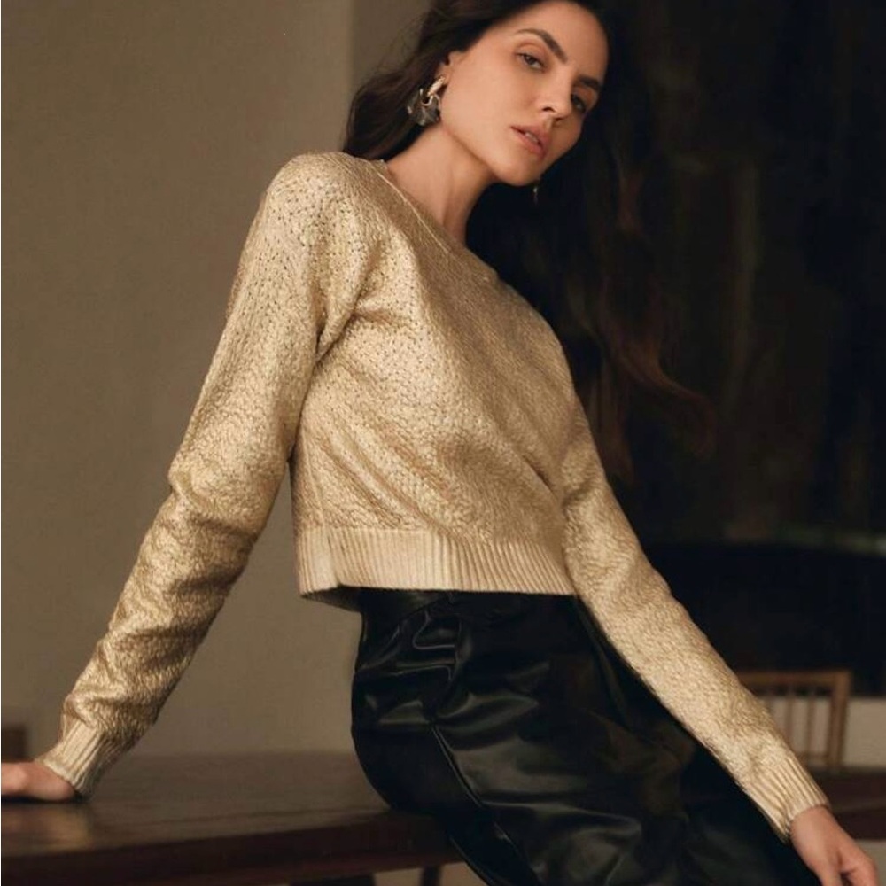 Chic Gold Women's Sweater